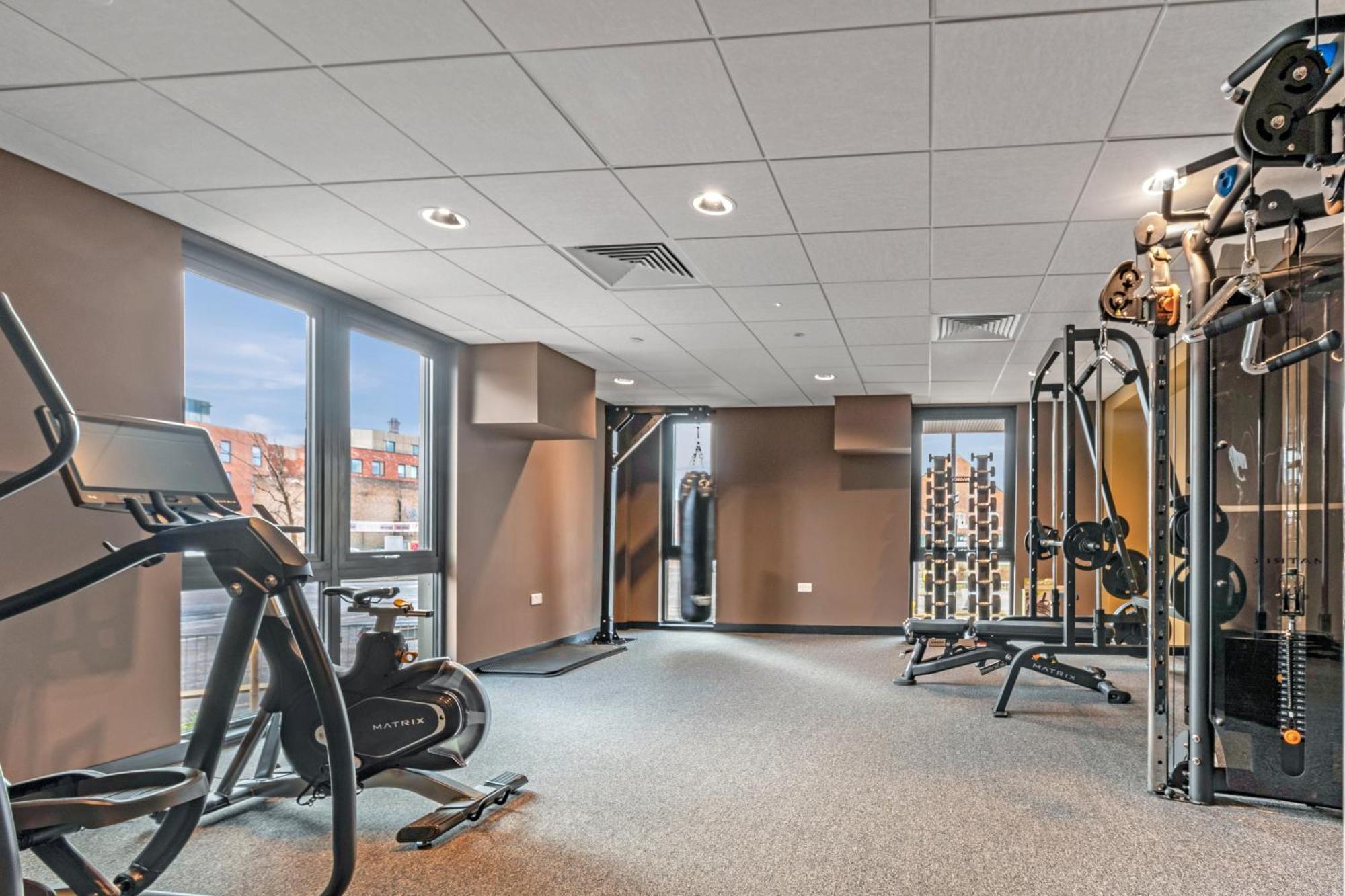Apartment 43 Citygate With Free Onsite Gym Йорк Екстериор снимка